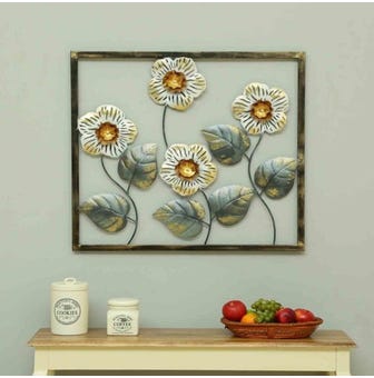 Betrice White Flowers Wall Decor